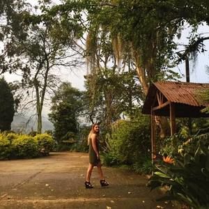 Meet your Posher, Laura